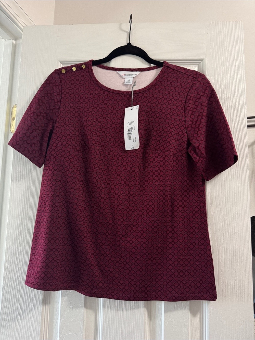Liz Claiborne Burgundy Short Sleeve Top with Gold Shoulder Buttons